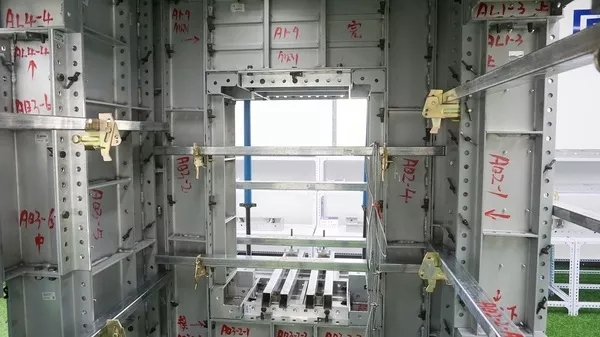 更新中......